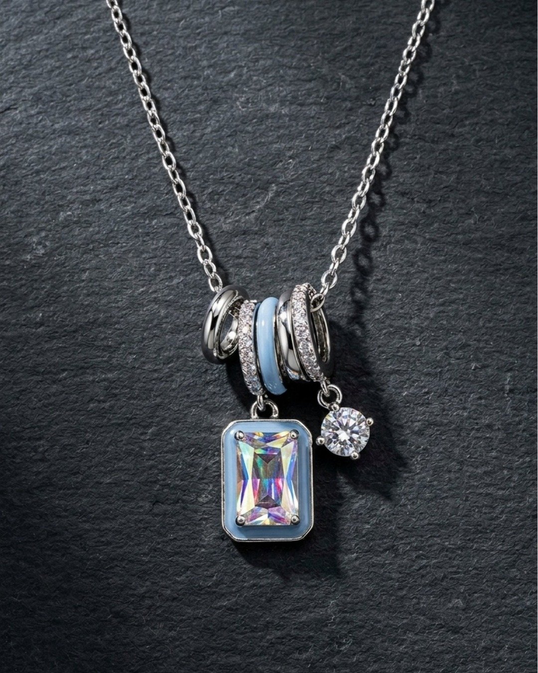 Emerald Link Halo Pendant Necklace Set – 925 Sterling Silver — view 4