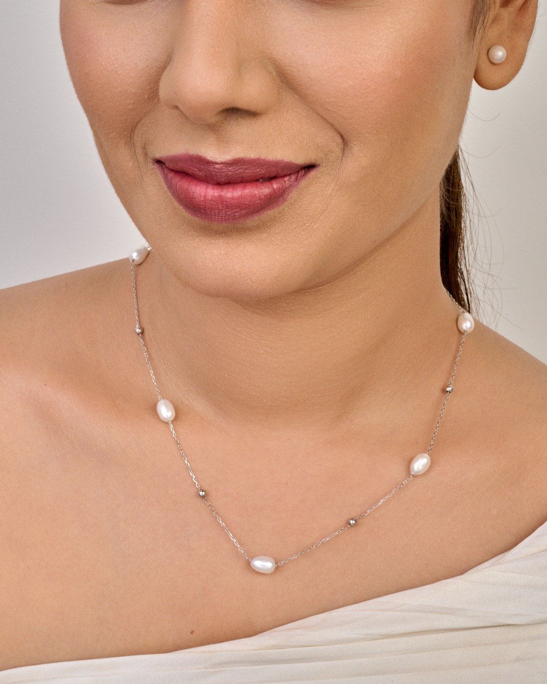 Minimal Pearl Chain Necklace – 925 Sterling Silver — view 3