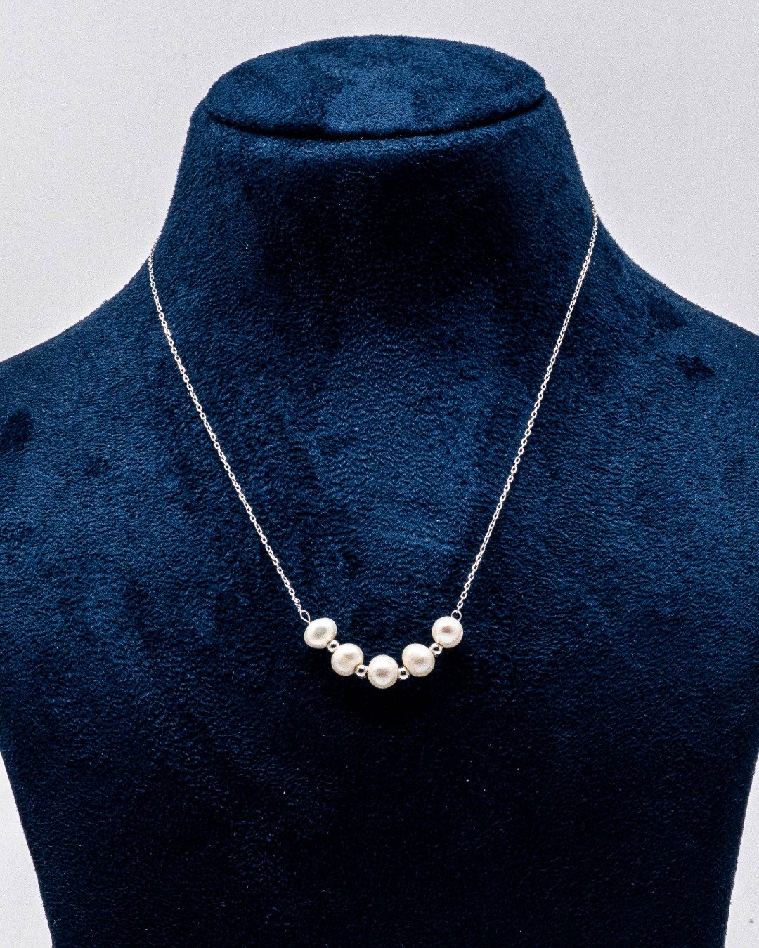 Minimal Pearl Bar Necklace – 925 Sterling Silver — view 4