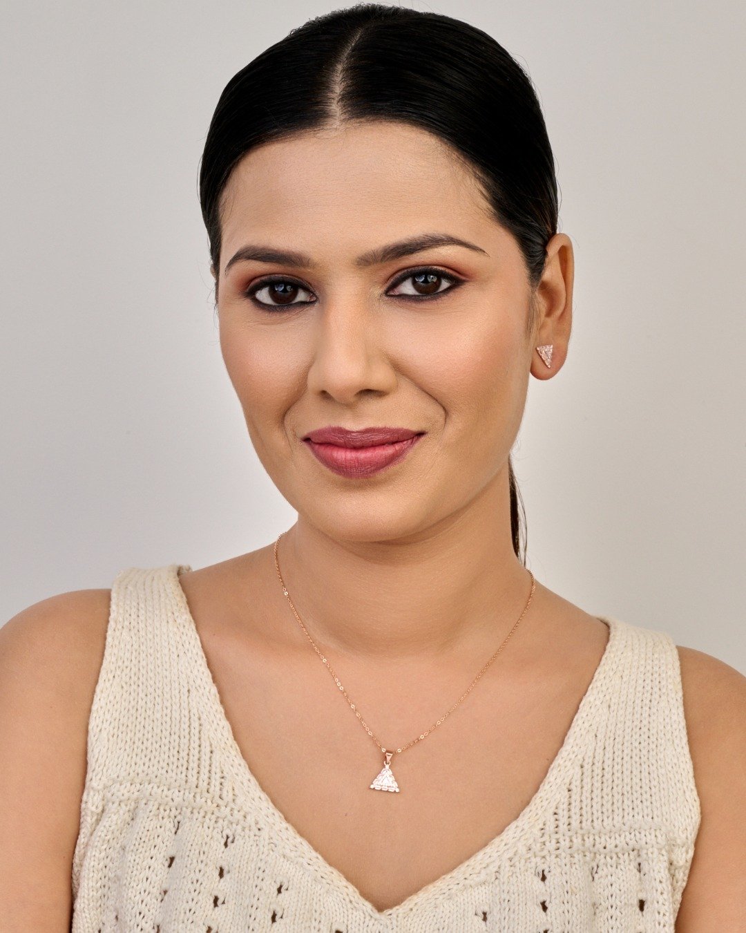 Rose Gold Triangle Halo Pendant Set – 925 Sterling Silver — view 3