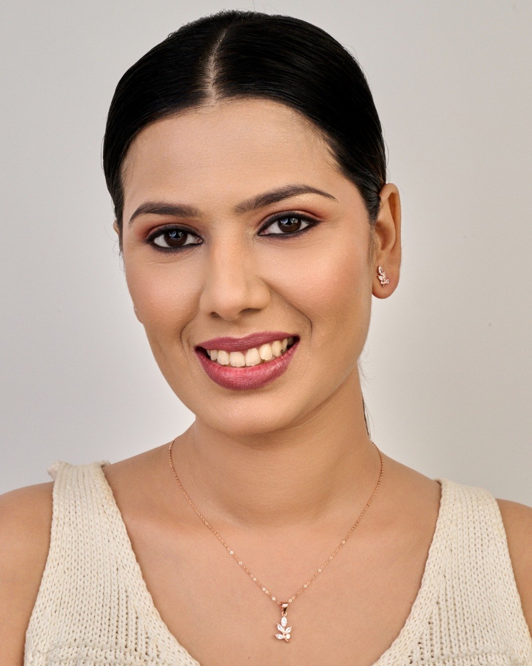 Rose Gold Leaf Sparkle Pendant Set – 925 Sterling Silver — view 3