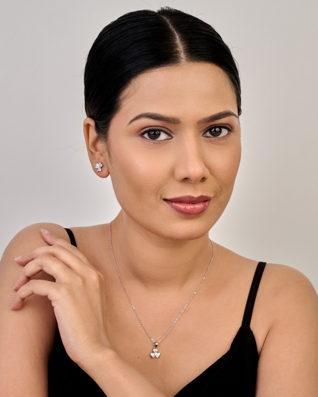 Sparkling Clover Pendant Set – 925 Sterling Silver — view 3