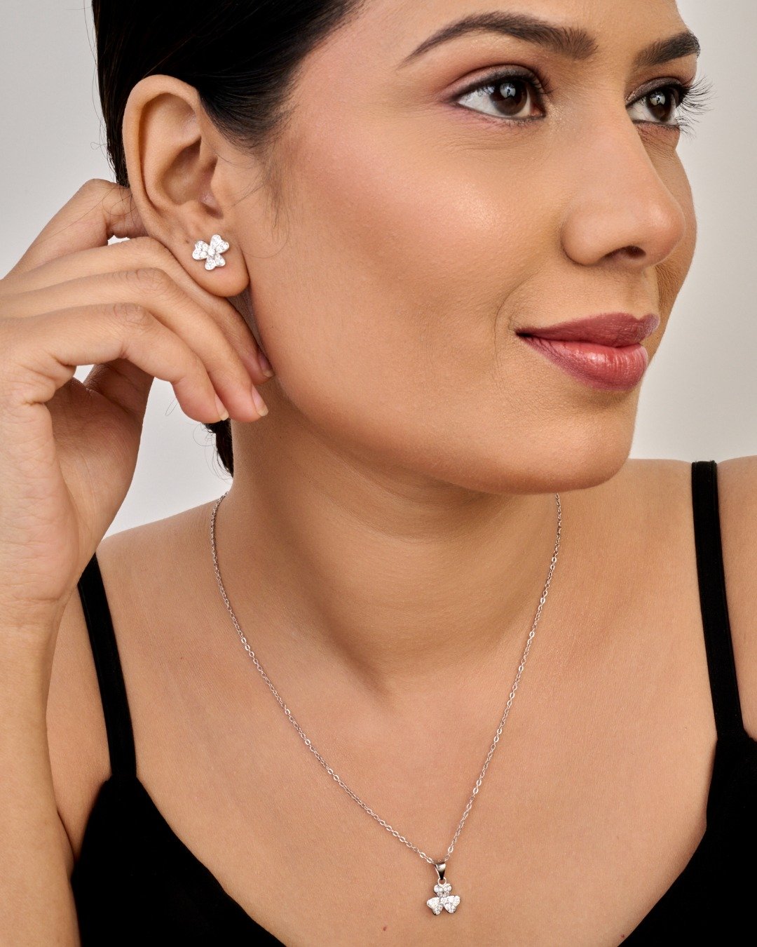 Sparkling Clover Pendant Set – 925 Sterling Silver — view 4