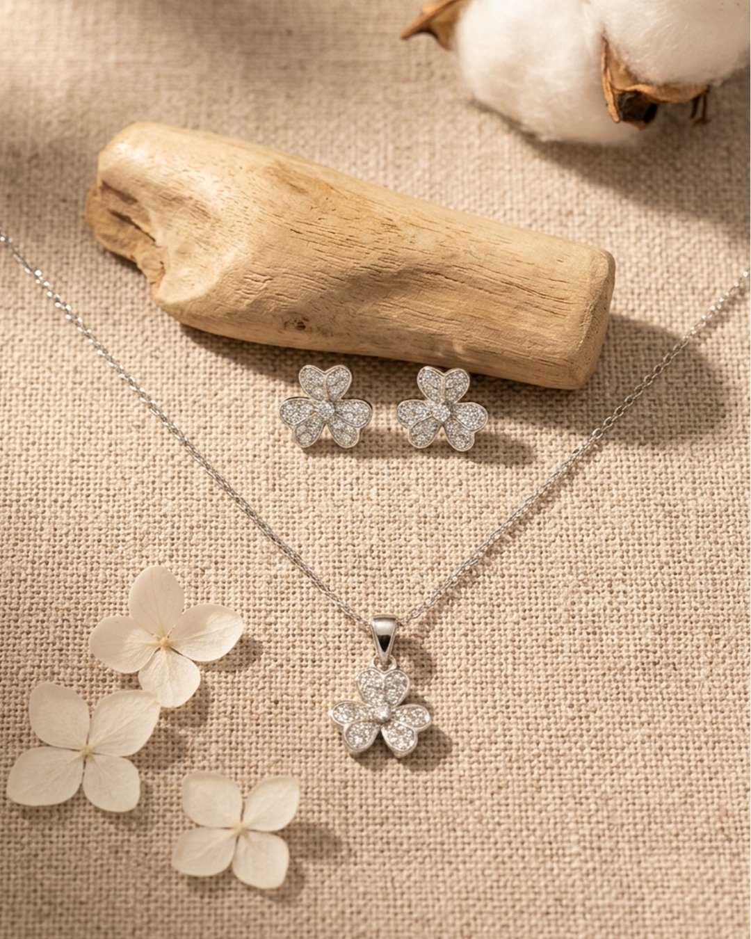 Sparkling Clover Pendant Set – 925 Sterling Silver
