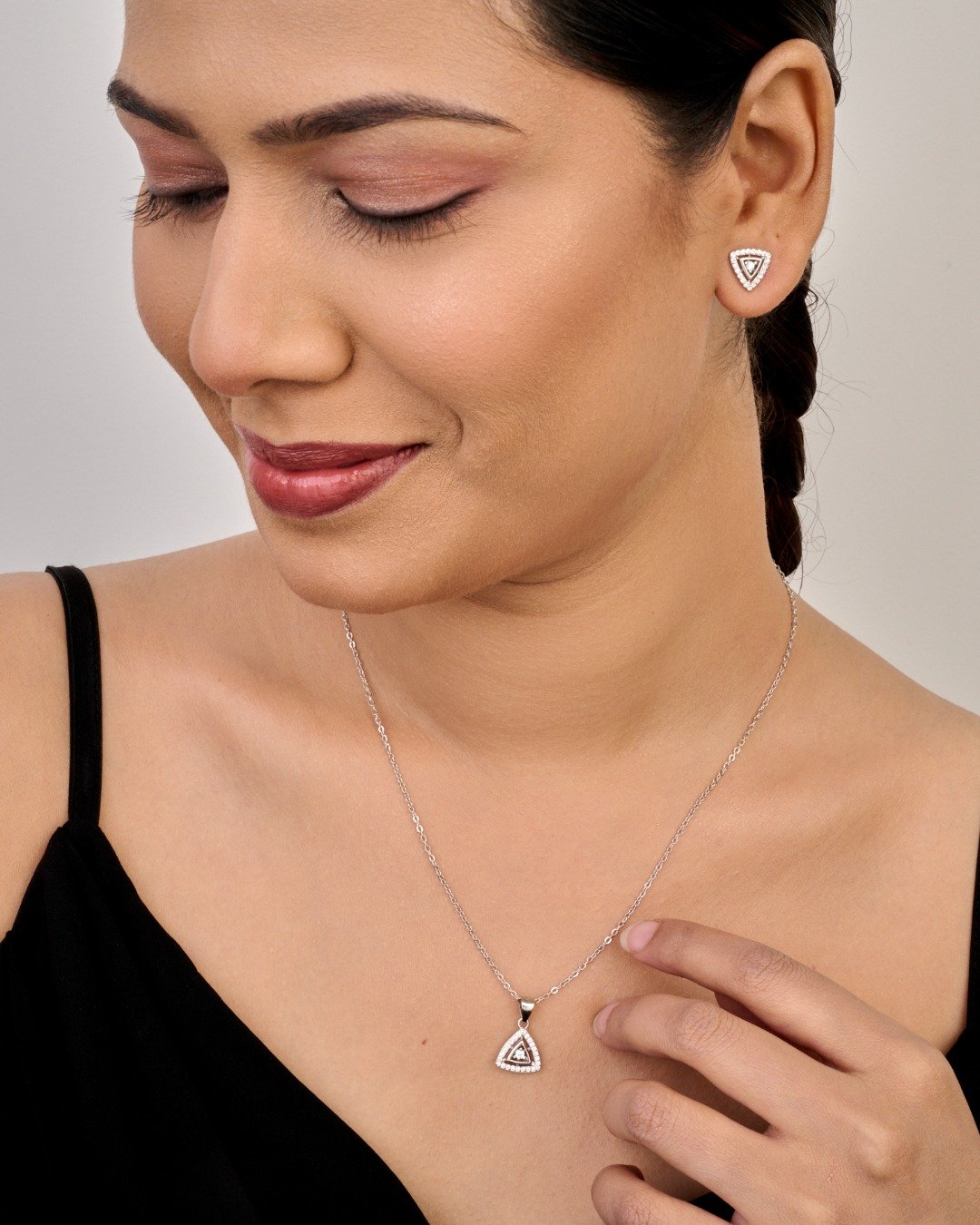 Elegant Triangle Crystal Pendant Set – 925 Sterling Silver — view 3