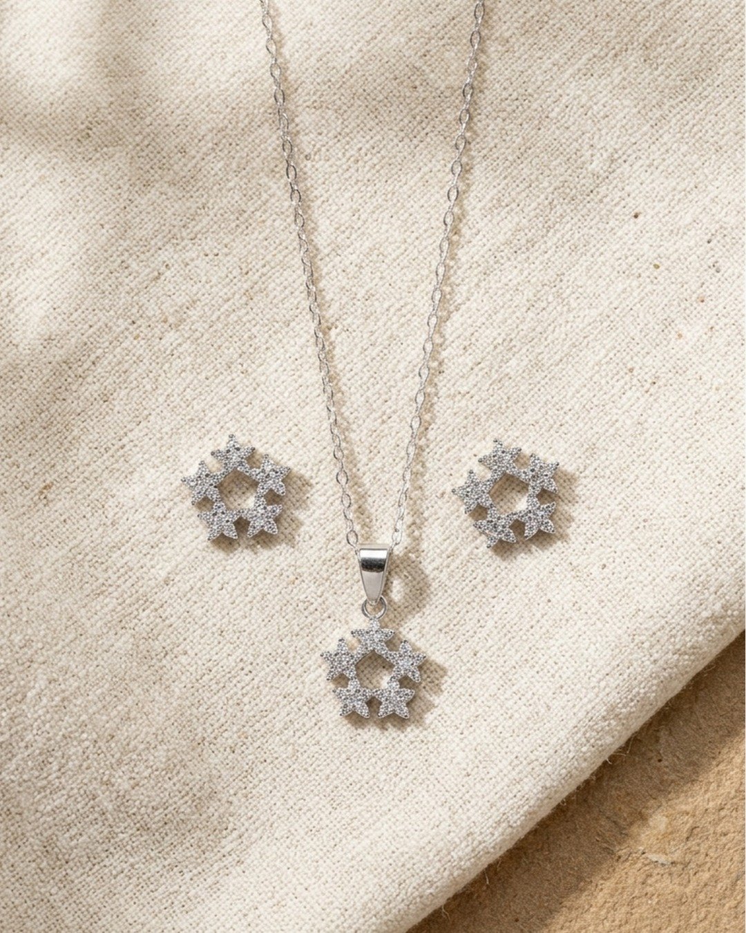 Crystal Snowflake Pendant Set – 925 Sterling Silver