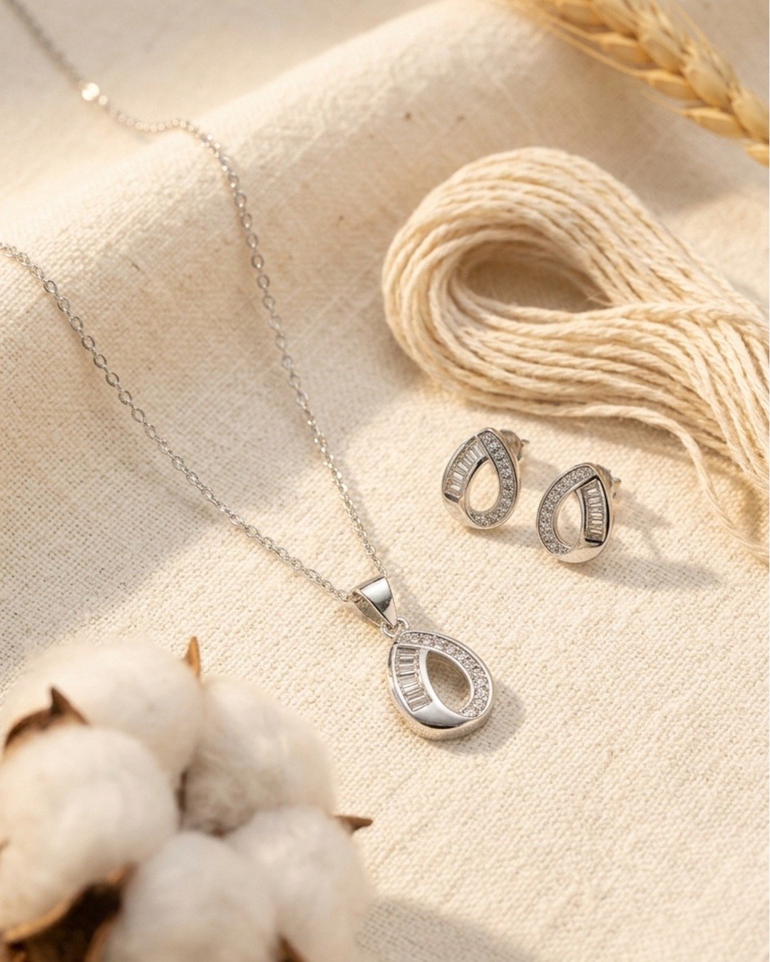 Modern Oval Crystal Pendant Set – 925 Sterling Silver