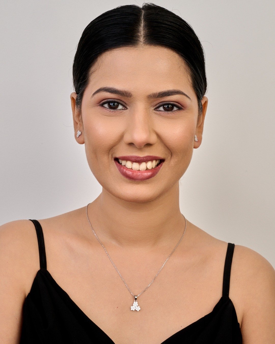 Sparkling Clover Crystal Pendant Set – 925 Sterling Silver — view 5