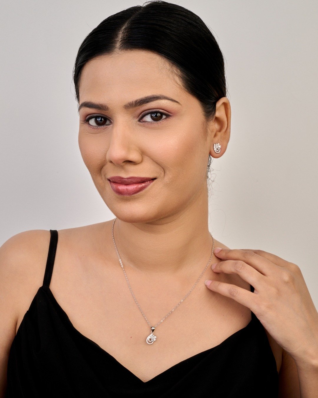 Elegant Swirl Bloom Pendant Set – 925 Sterling Silver — view 3