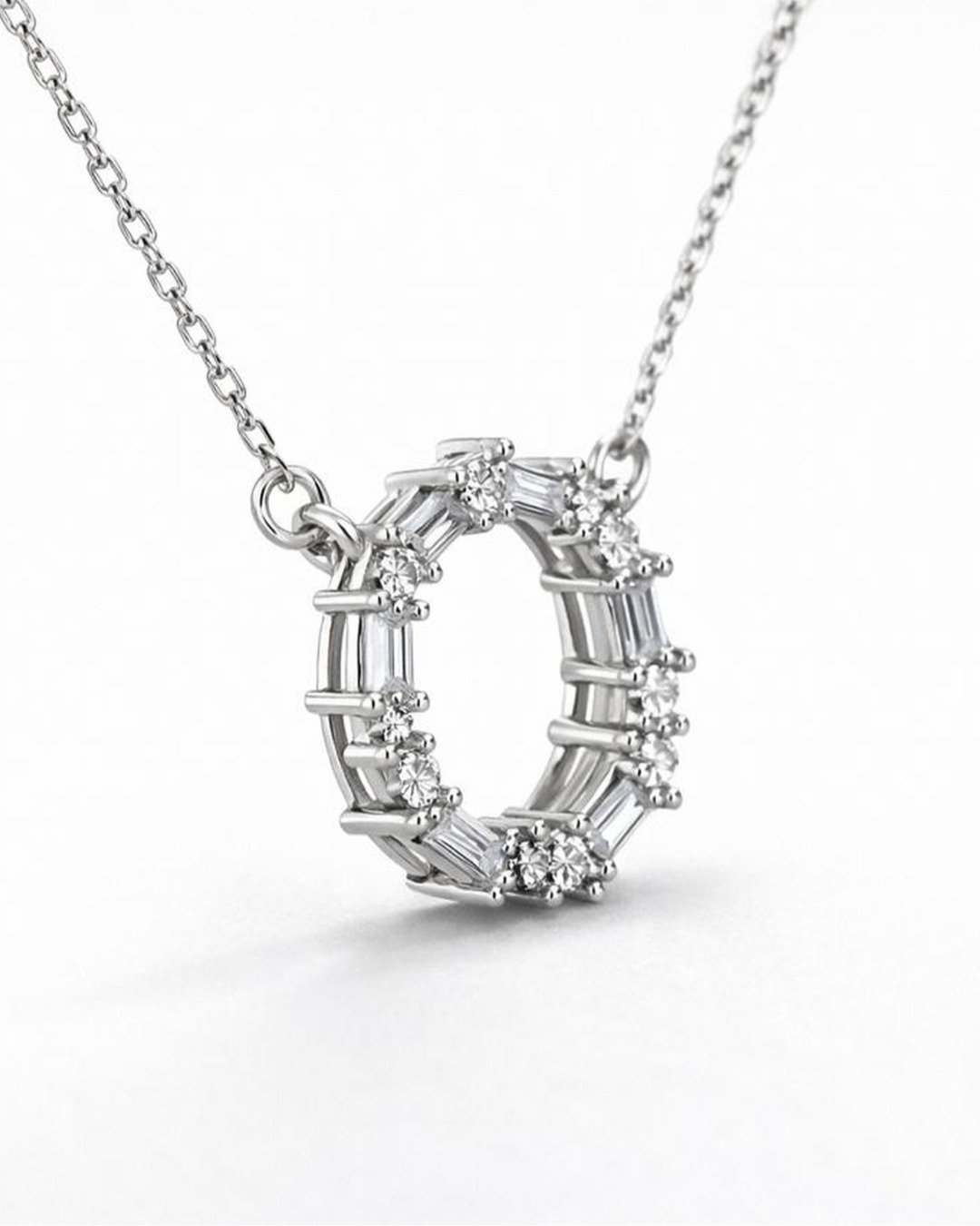 Sparkling Circle Halo Pendant Necklace – 925 Sterling Silver — view 4