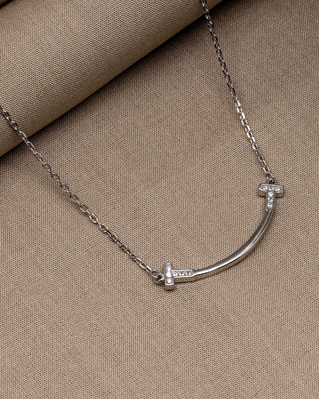 Minimal Curve Bar Necklace Set – 925 Sterling Silver