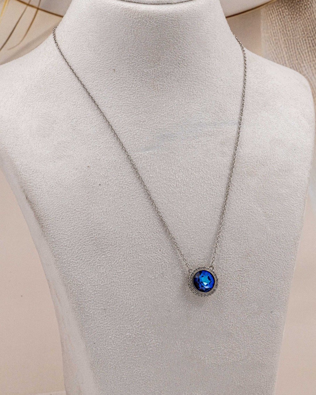 Mystic Blue Halo Pendant Necklace Set – 925 Sterling Silver — view 4