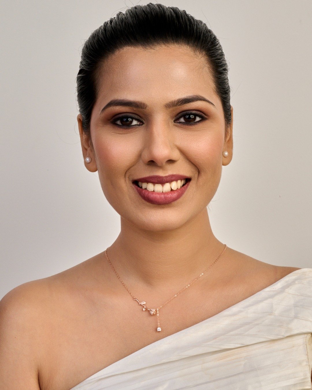 Rose Gold Bloom Drop Necklace – 925 Sterling Silver — view 3