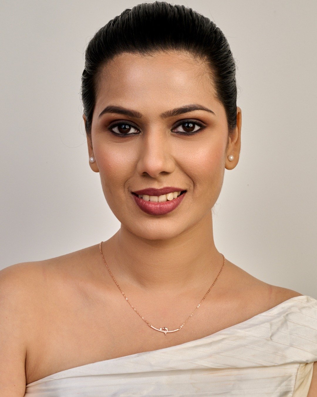 Dolphin Charm Bar Necklace – 925 Sterling Silver — view 3