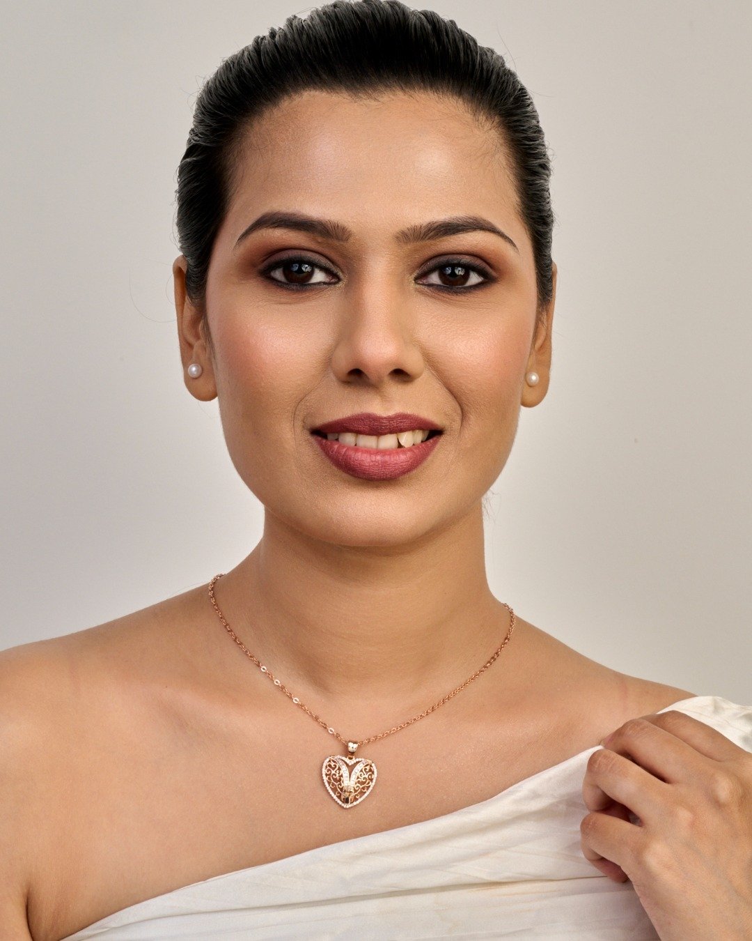 Royal Filigree Heart Pendant Necklace – 925 Sterling Silver — view 3