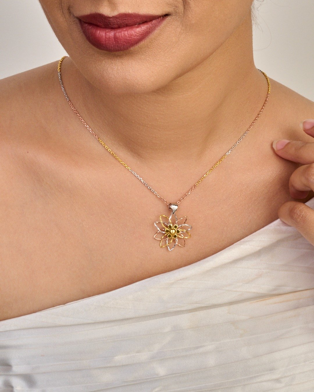 Elegant Tri-Tone Floral Pendant Necklace – 925 Sterling Silver — view 2