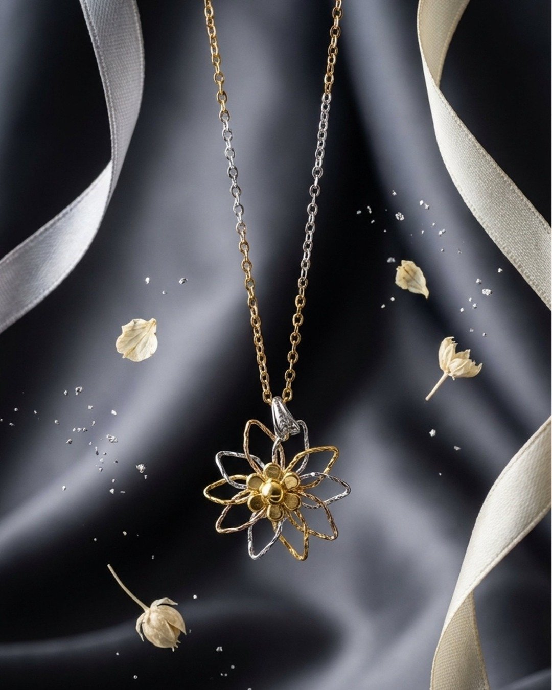 Elegant Tri-Tone Floral Pendant Necklace – 925 Sterling Silver — view 6